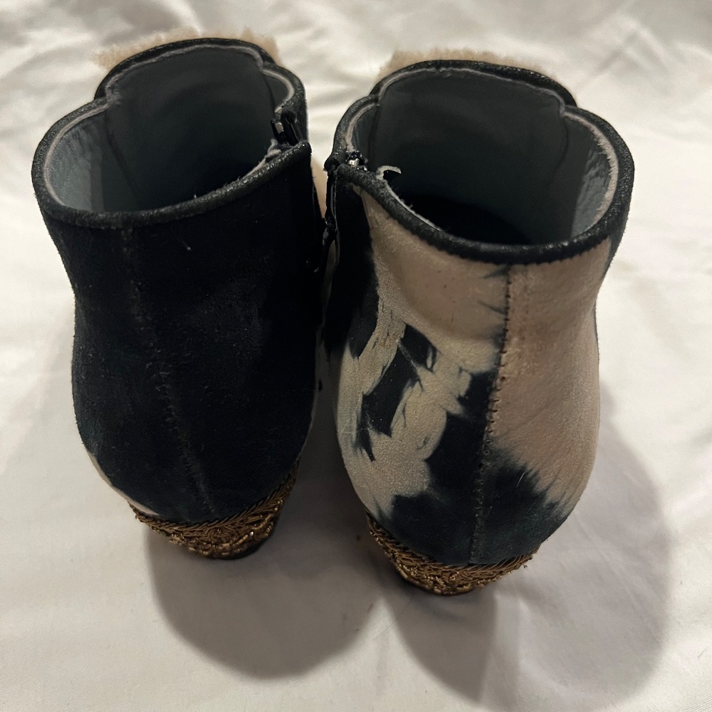 Meher Kakalia Booties NWOT Size 38 - Picture 3 of 10